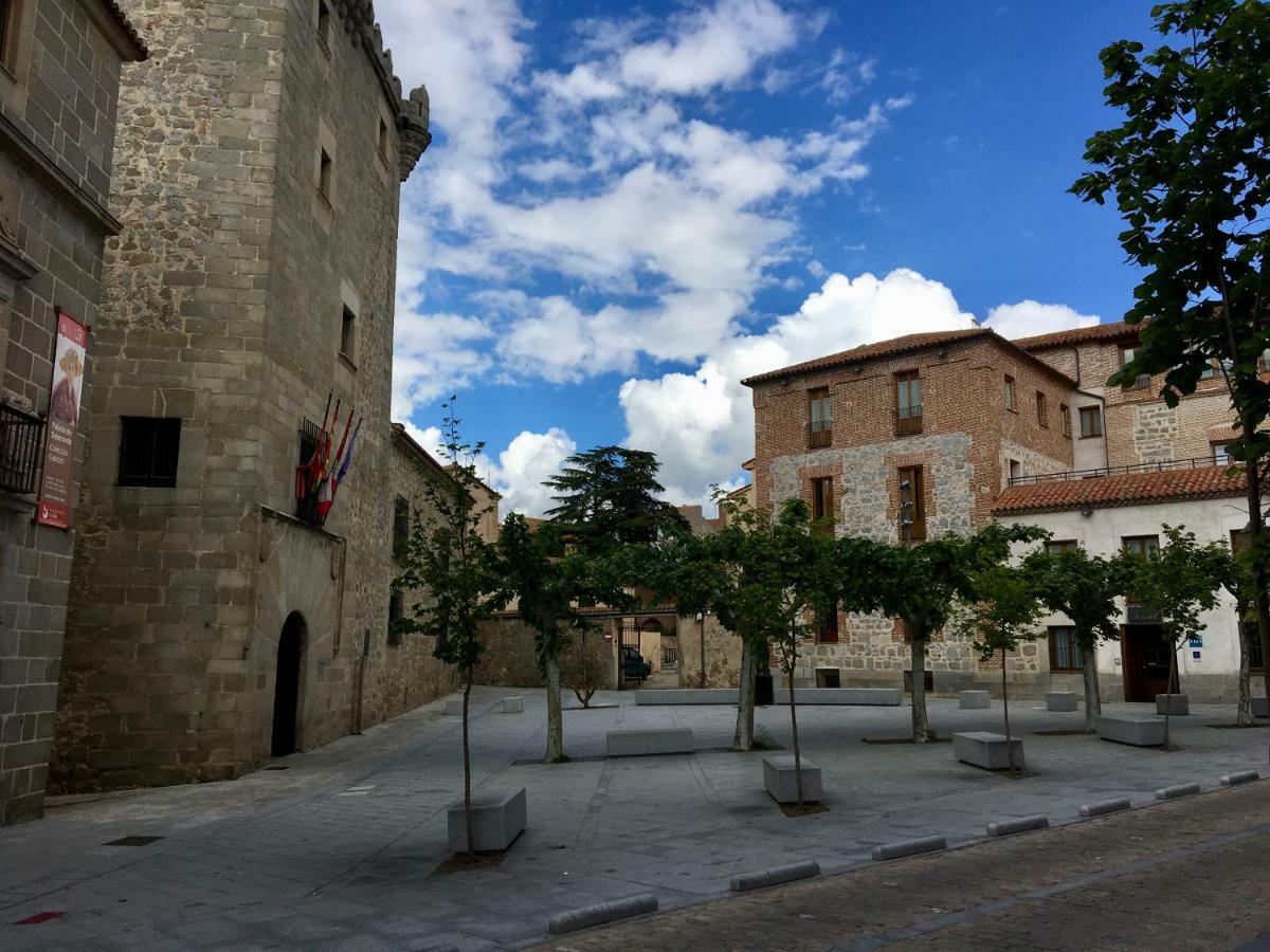 Vut Plaza Del Rastro Apartment Avila Exterior photo